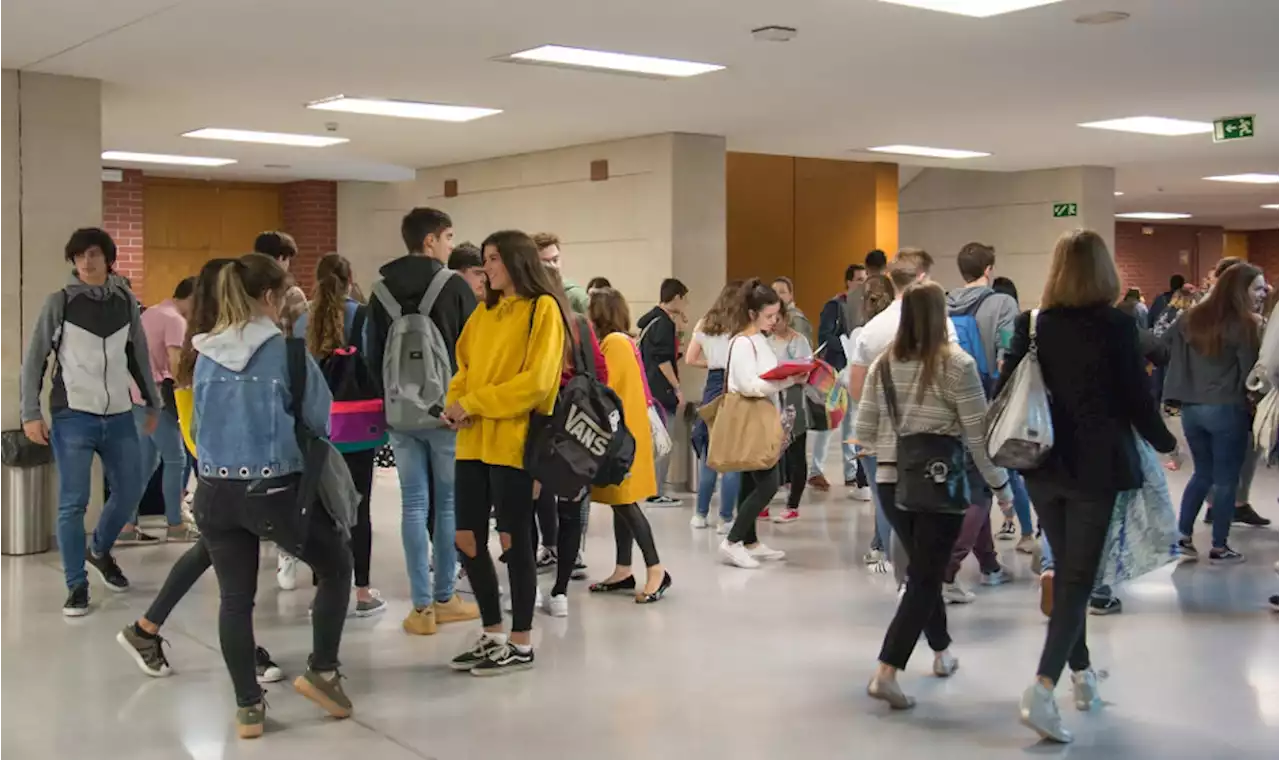 Los errores en los exámenes de la EBAU provocan el cese del coordinador