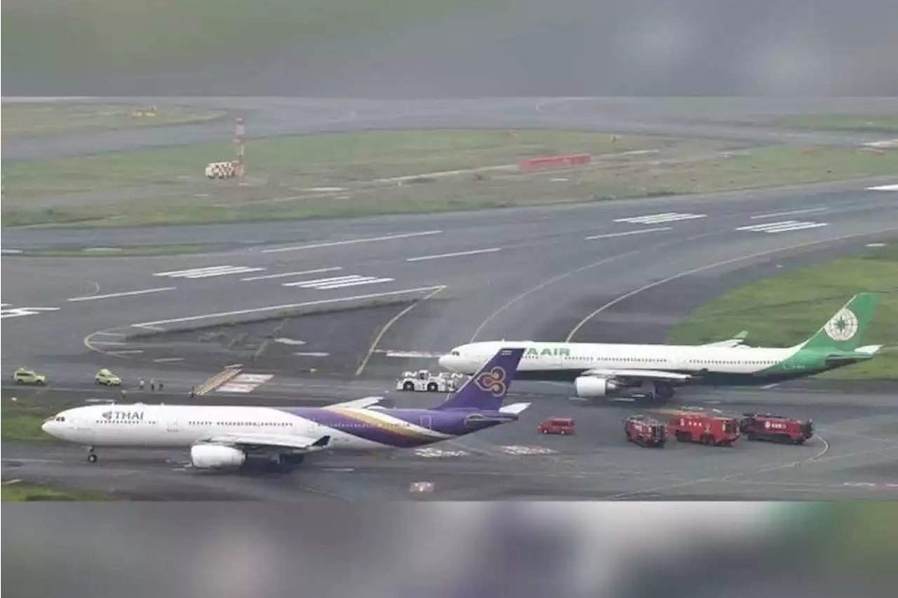 No injuries after planes collide on ground at Tokyo's Haneda Airport, says report (update)