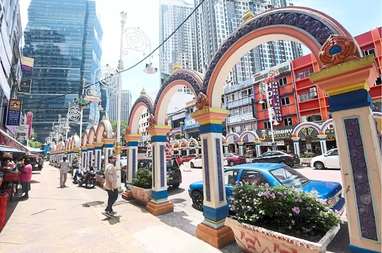 Taking a passage through Little India