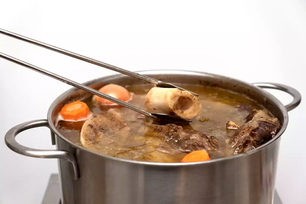 Recipe of the day: Hearty beef bone broth | The Citizen