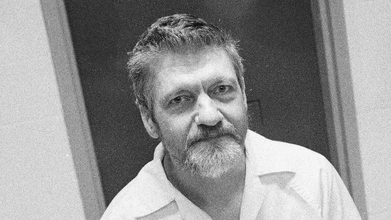 Unabomber Ted Kaczynski found dead in prison after nearly 20-year bombing spree