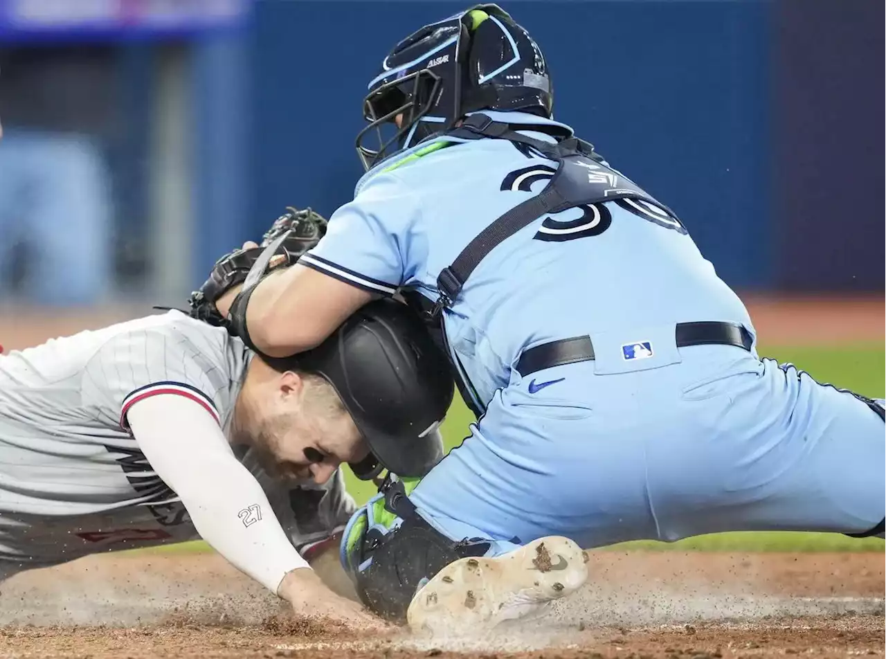 Analysis | Blue Jays fail to cash in as Twins pull out extra-innings victory