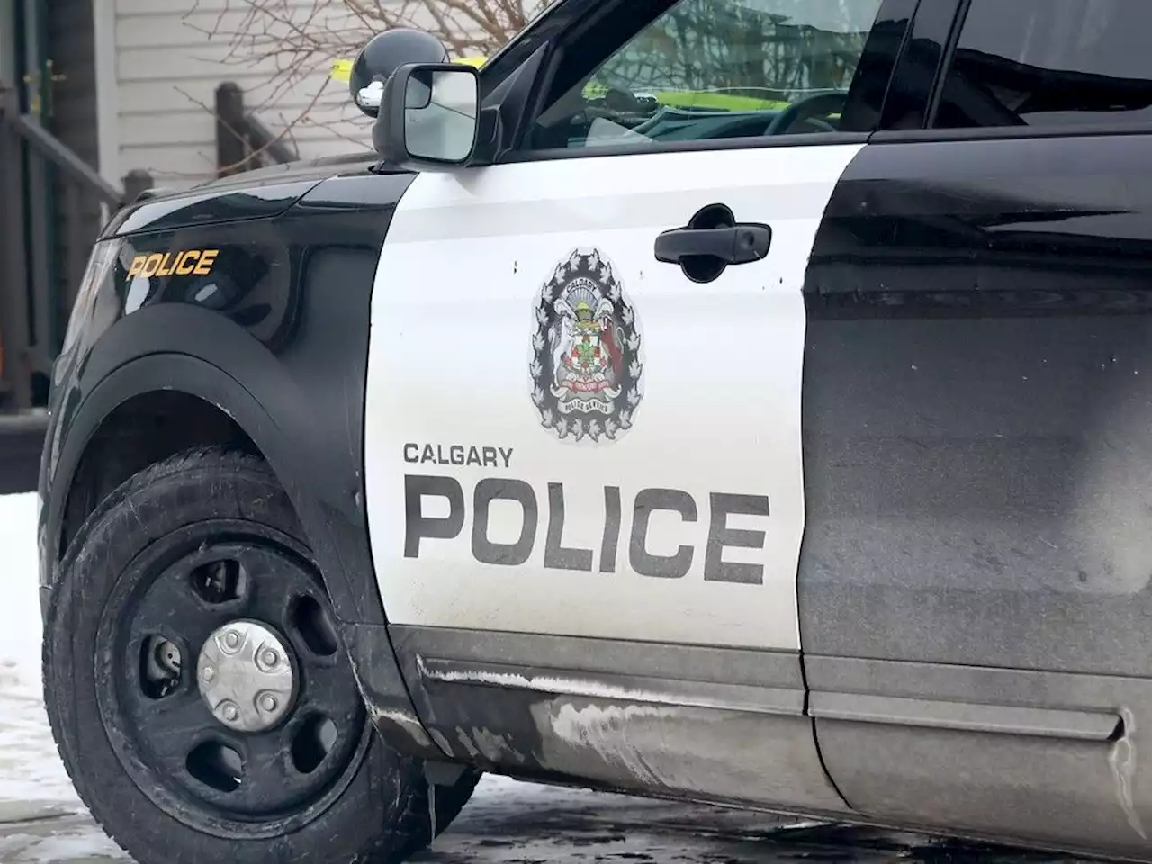 One dead, two injured in northwest Calgary crash