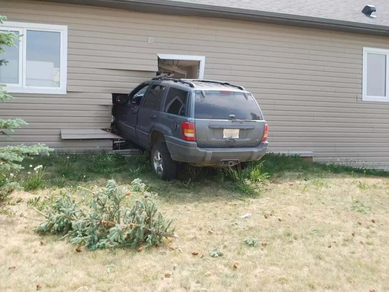 Three Hills RCMP respond to Jeep driven through garage