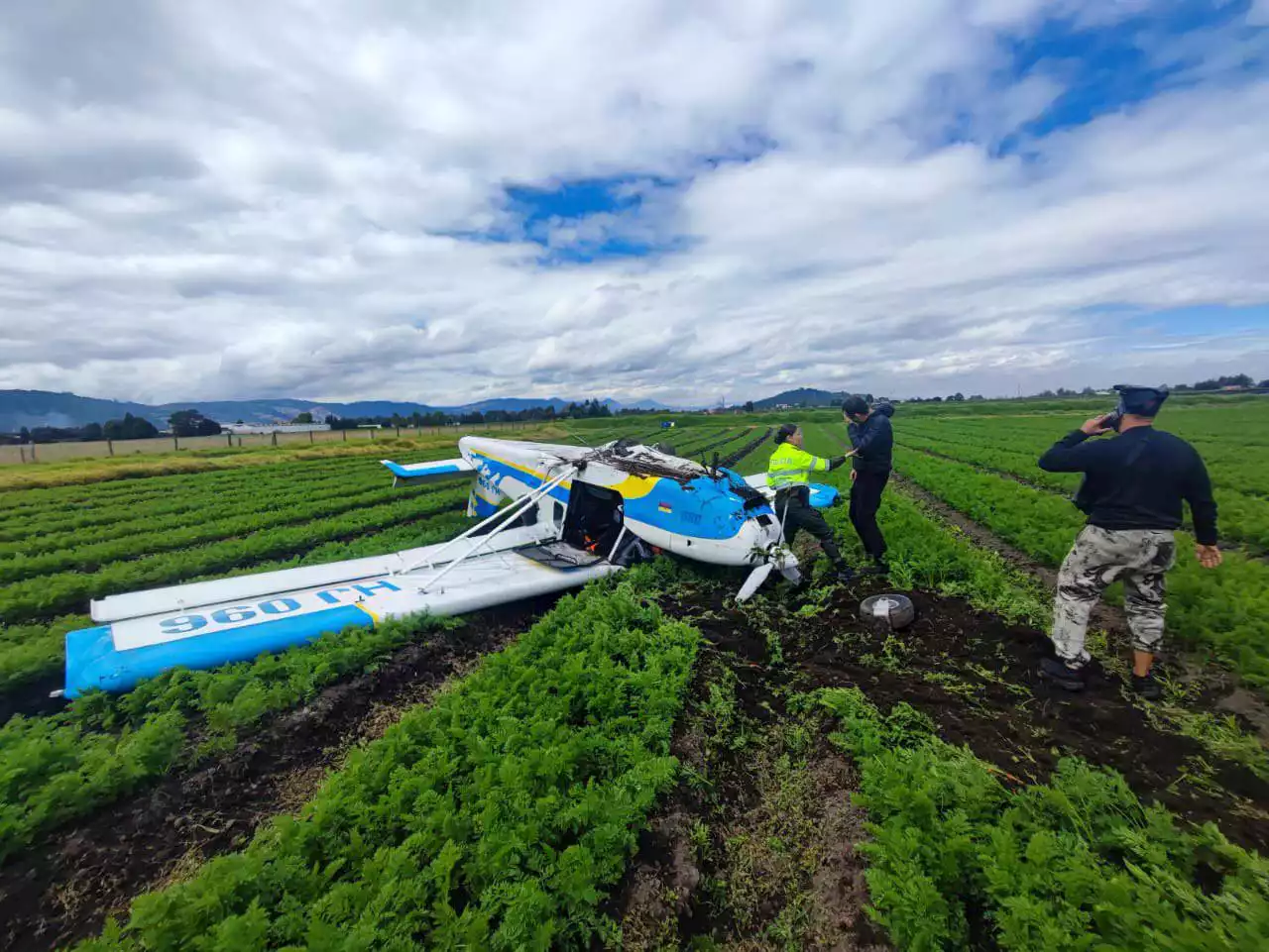 Dos personas lesionadas en avioneta que se precipitó cerca al aeropuerto de Guaymaral