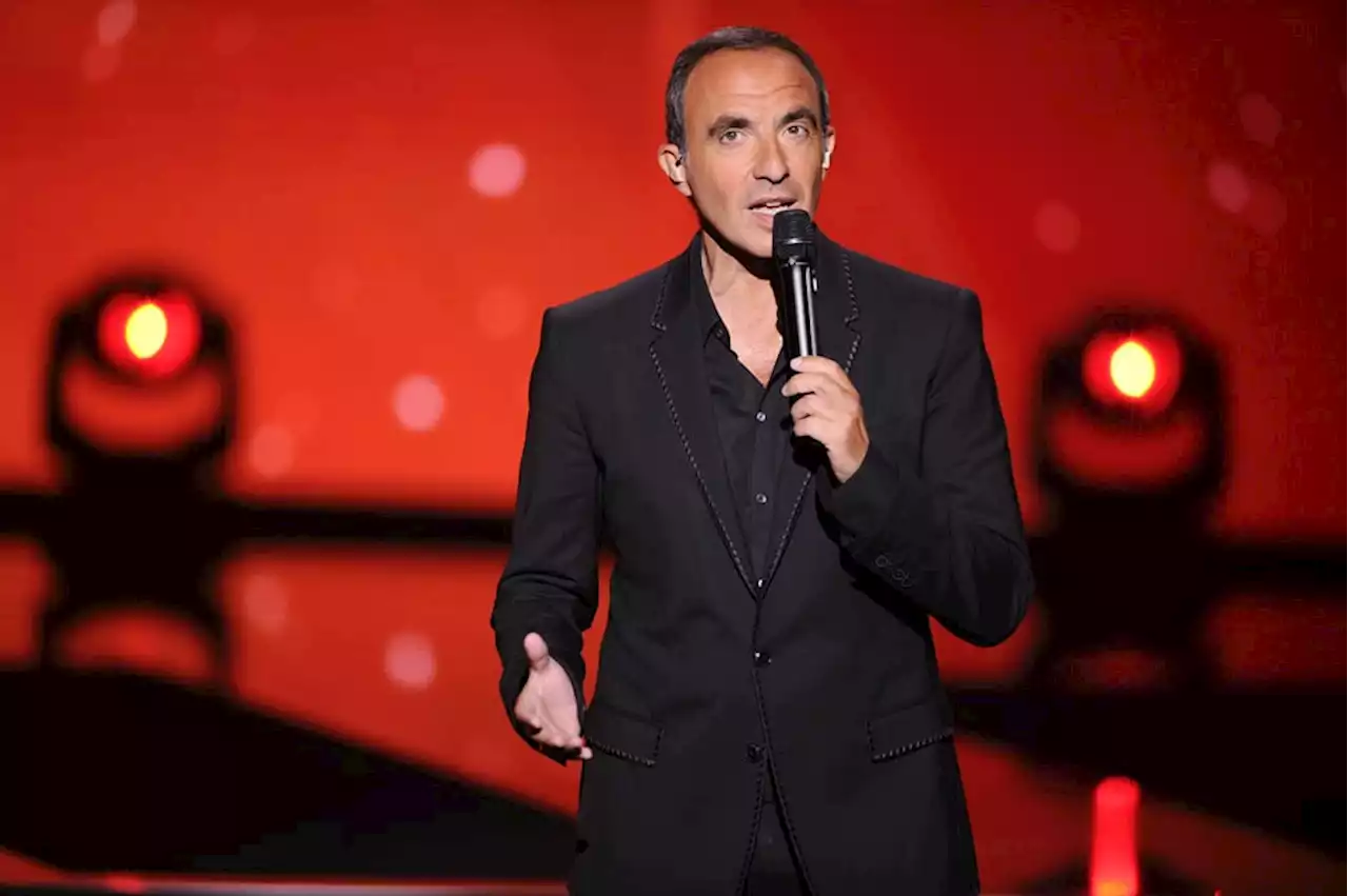 'Je me suis déchiré les adducteurs' : Nikos Aliagas se livre sur sa chute 'de 2 mètres' lors de la Star Academy - Closer