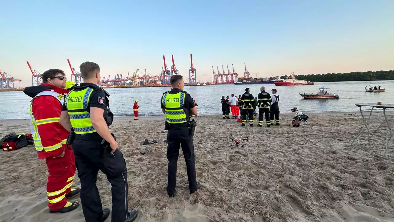 Hamburg: Mann tot aus der Elbe geborgen