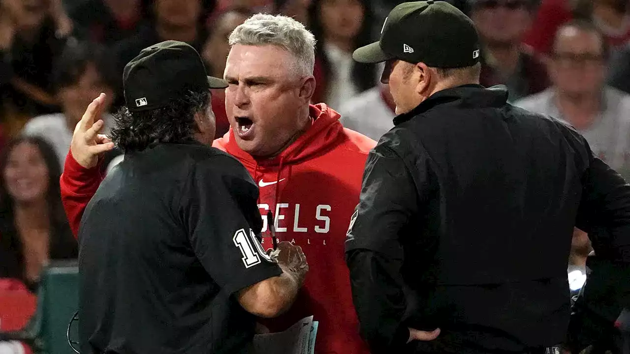 Angels' Phil Nevin explodes at umpire after third strike call