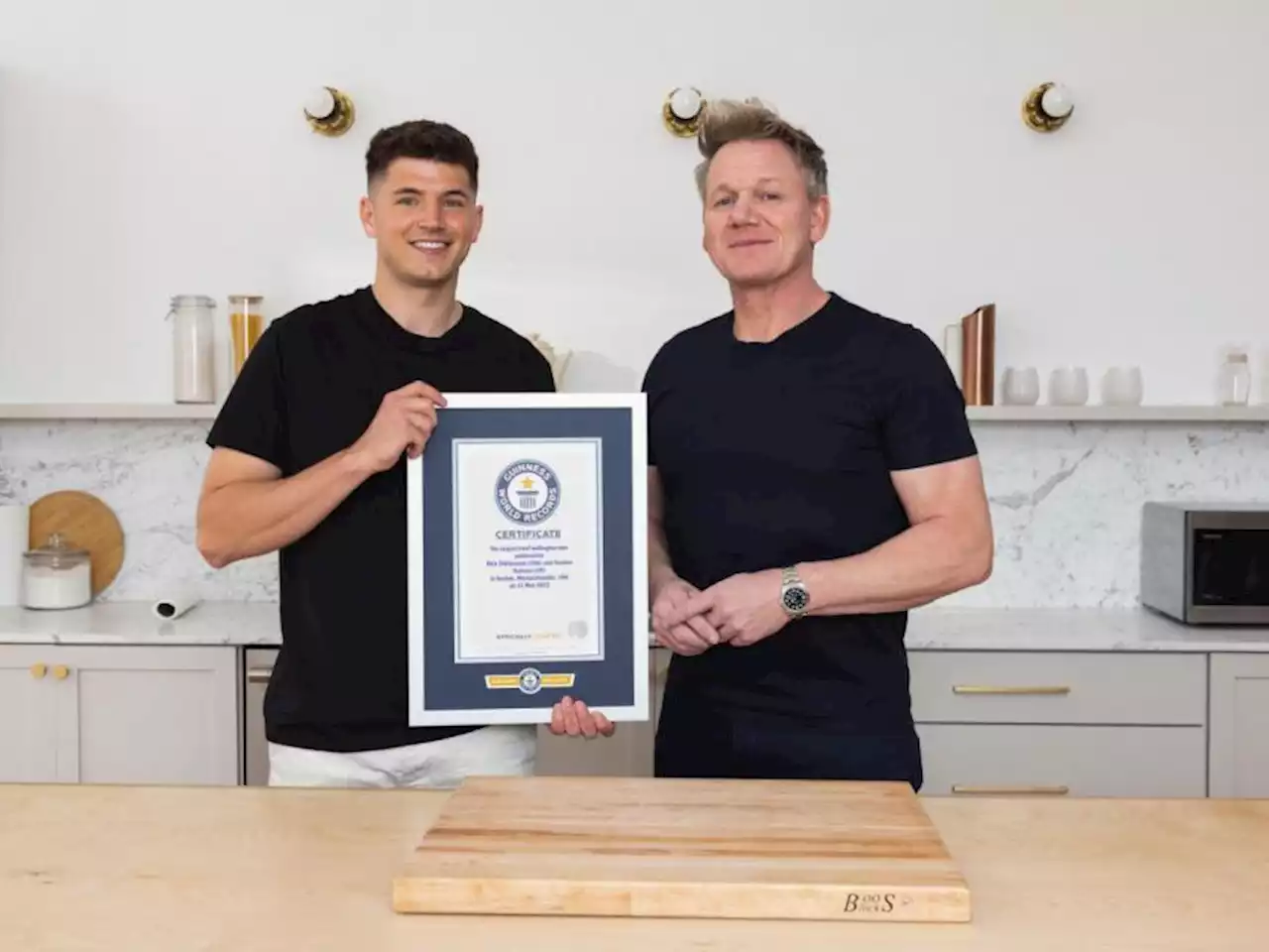 Gordon Ramsay helps creates largest beef wellington