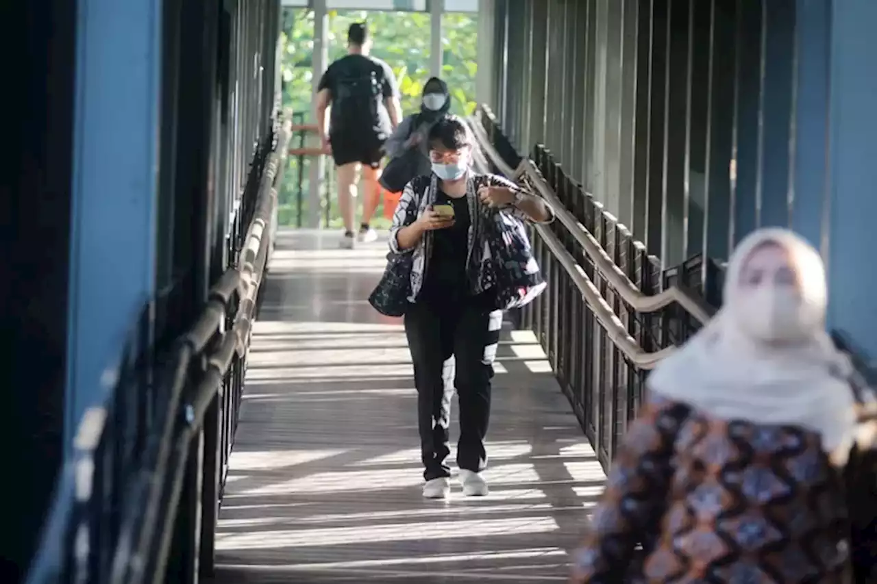 Mulai Kini, Naik Transjakarta Boleh Tak Pakai Masker - Jawa Pos