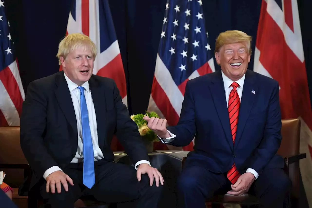 Em declínio, Trump e Boris Johnson insistem em encenar o mesmo papel