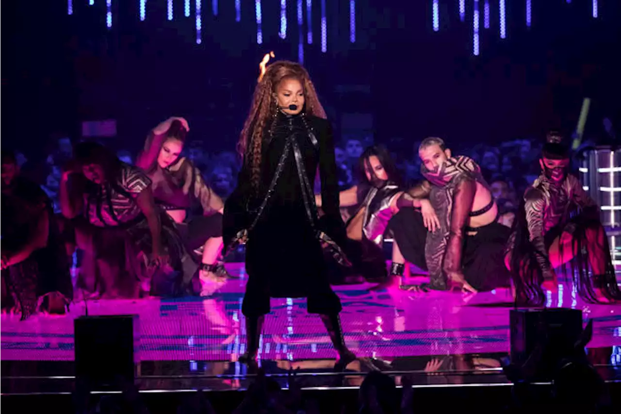 Janet Jackson performs alongside YOLA at sold-out concert in Los Angeles on tour stop with Ludacris