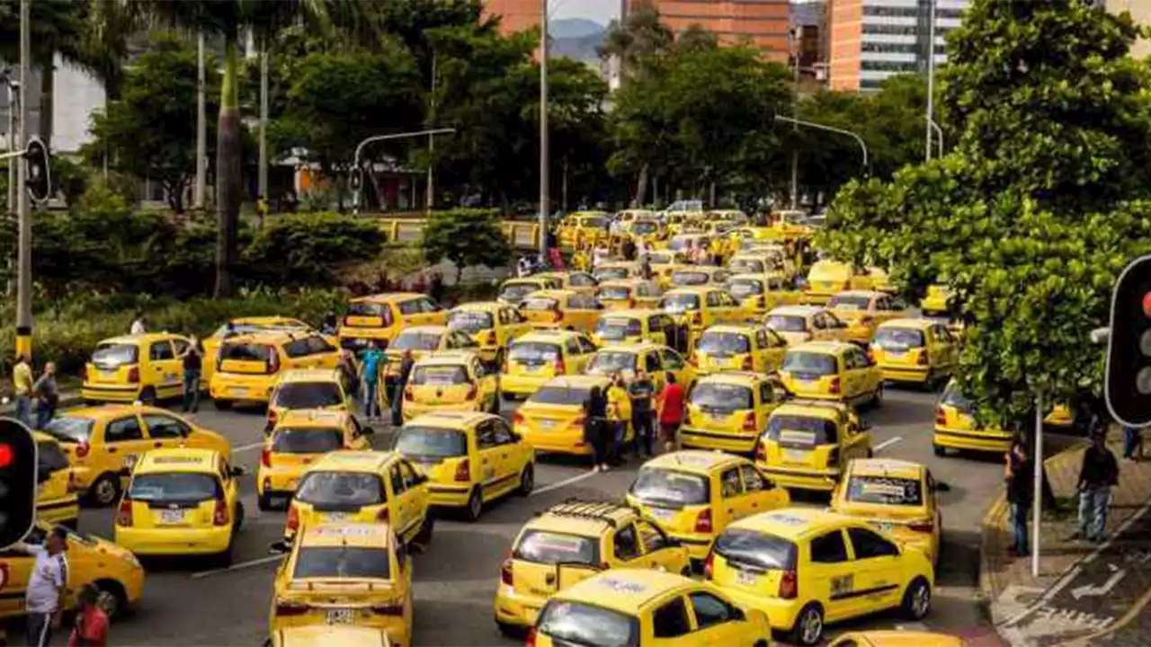 ¡318 taxis afectados! Por presunto conflicto de intereses, Procuraduría investiga al alcalde de Caldas, Antioquia | Minuto30