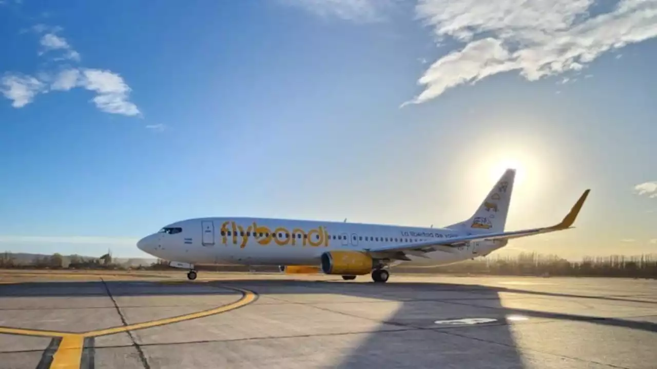 Flybondi retomará operaciones tras una autorización parcial para girar pagos al exterior