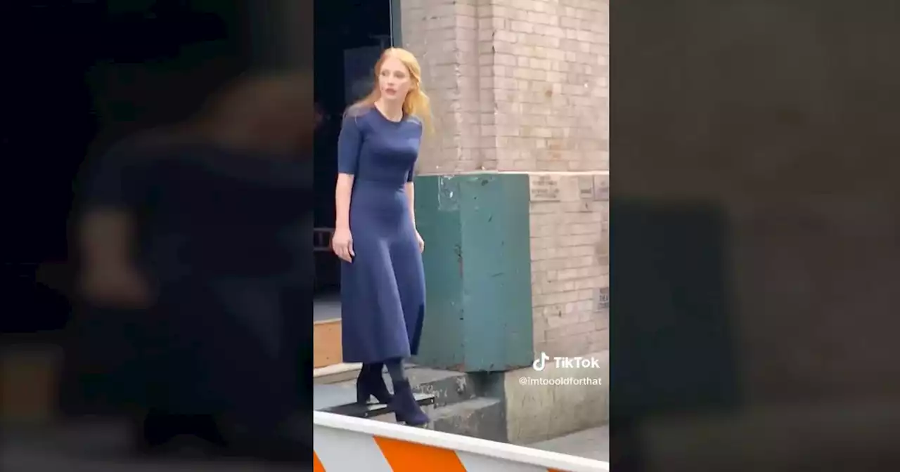 The Stage-Door Slam: Jessica Chastain’s Final Streetside Exit