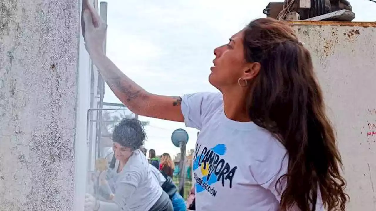 Militantes de La Cámpora realizaron una 'jornada solidaria' en barrios de todo el país | Bajo la consigna 'Imitemos el ejemplo'