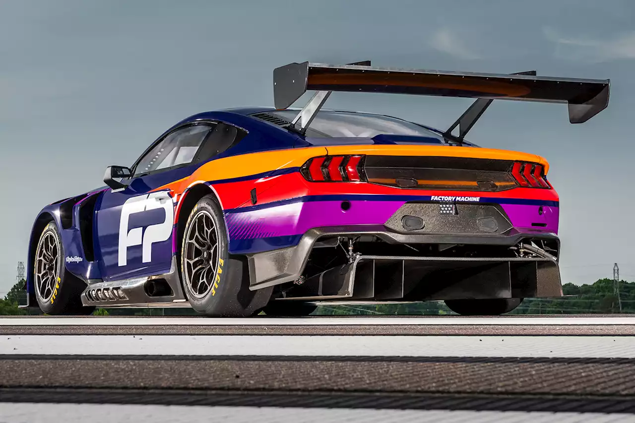 Ford unveils awesome new Mustang GT3 racer