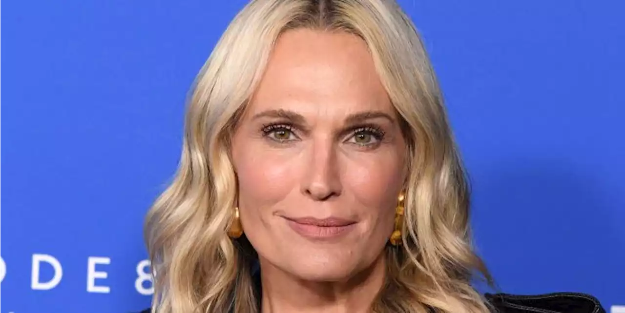 Molly Sims Swears By This ‘Incredible’ Product for Glowing, Bright Skin at 50