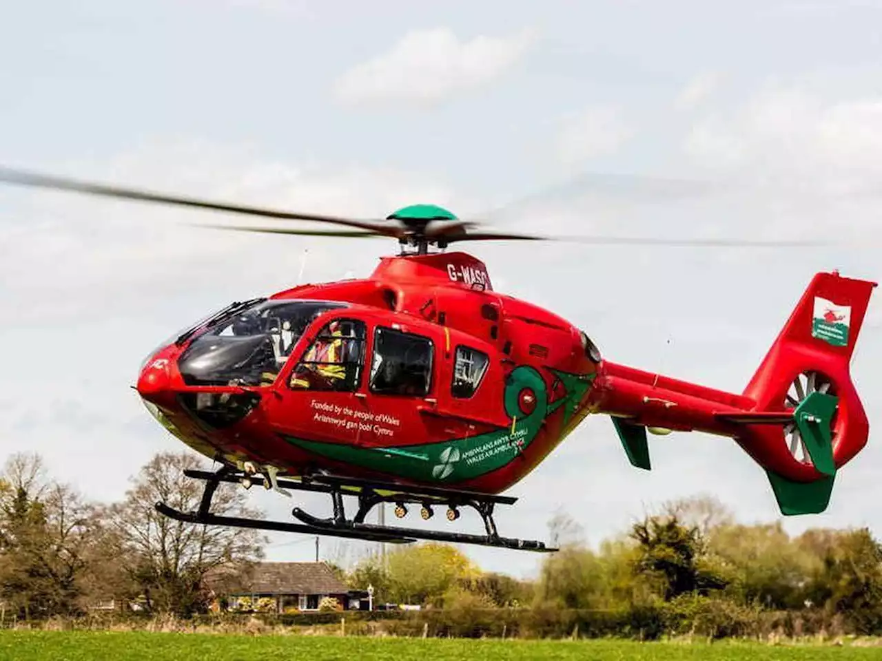 Man airlifted to hospital in critical condition after attack in street