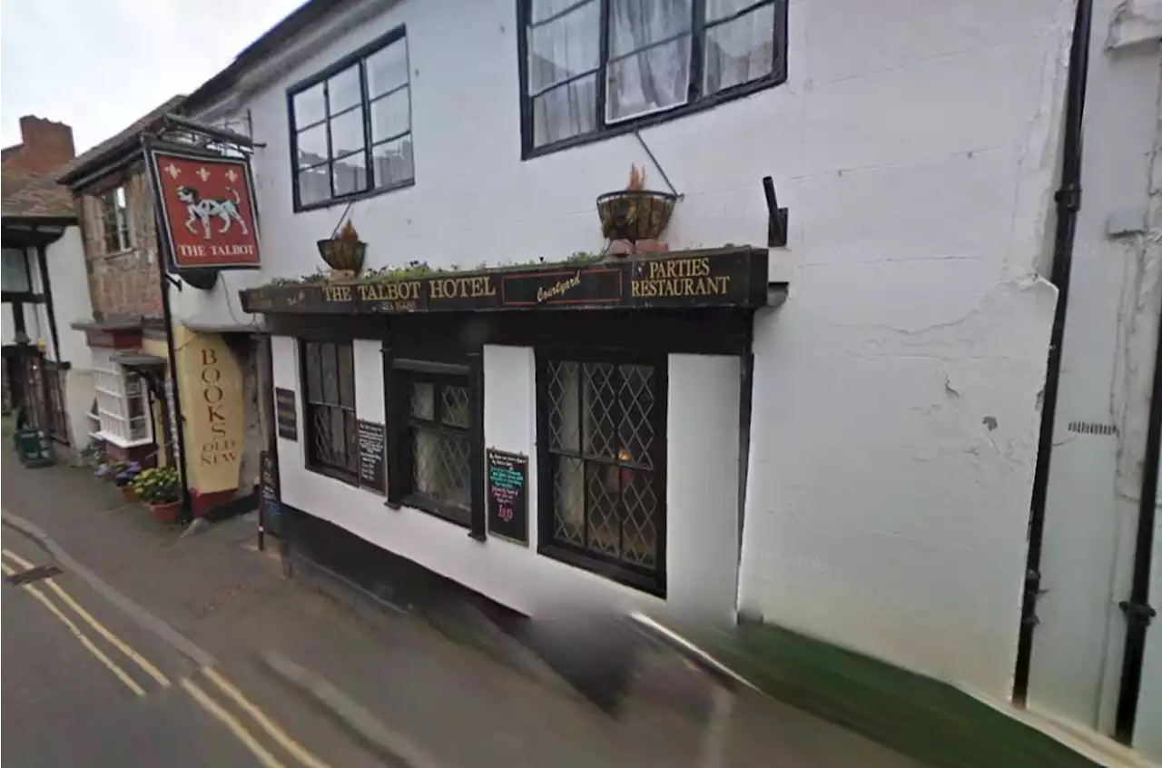 Pub manager gives reasons for low hygiene rating as building structure blamed