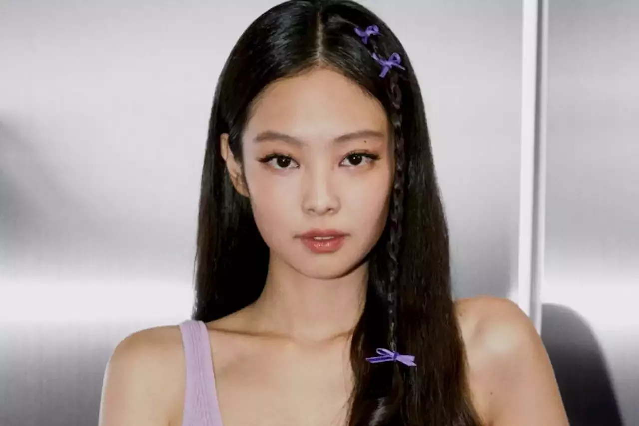 YG Shares Update On BLACKPINK’s Jennie’s Health After She Leaves Stage ...