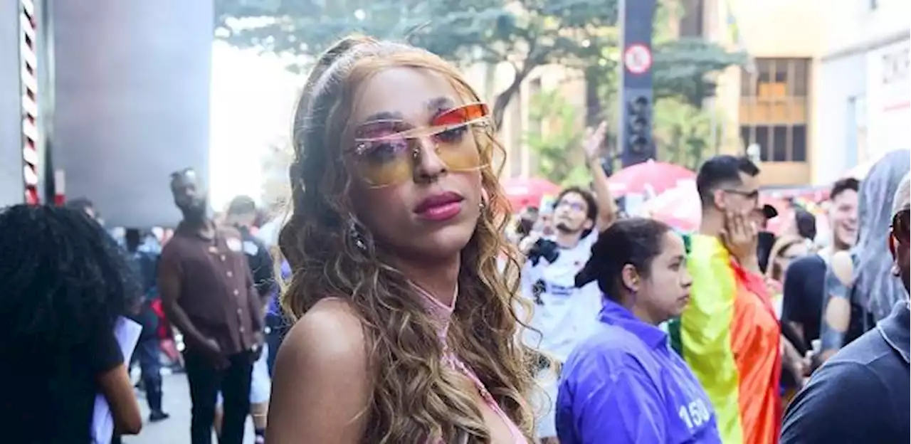 Érika Hilton pede por presidente travesti na abertura da Parada LGBTQIA+