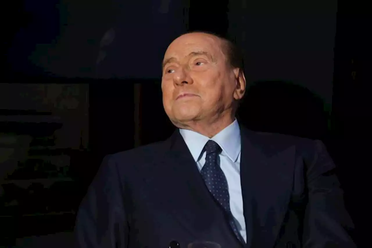 Berlusconi, notizia morte domina prime pagine media stranieri