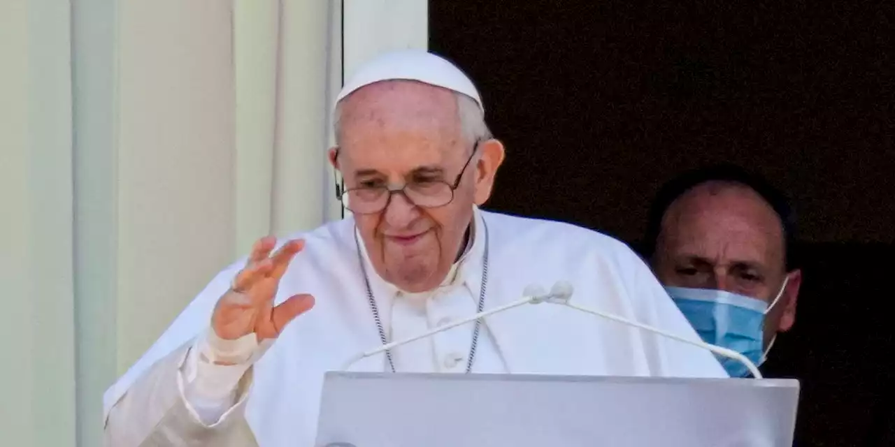 Vatican: Pope sitting up, working from an armchair after abdominal surgery