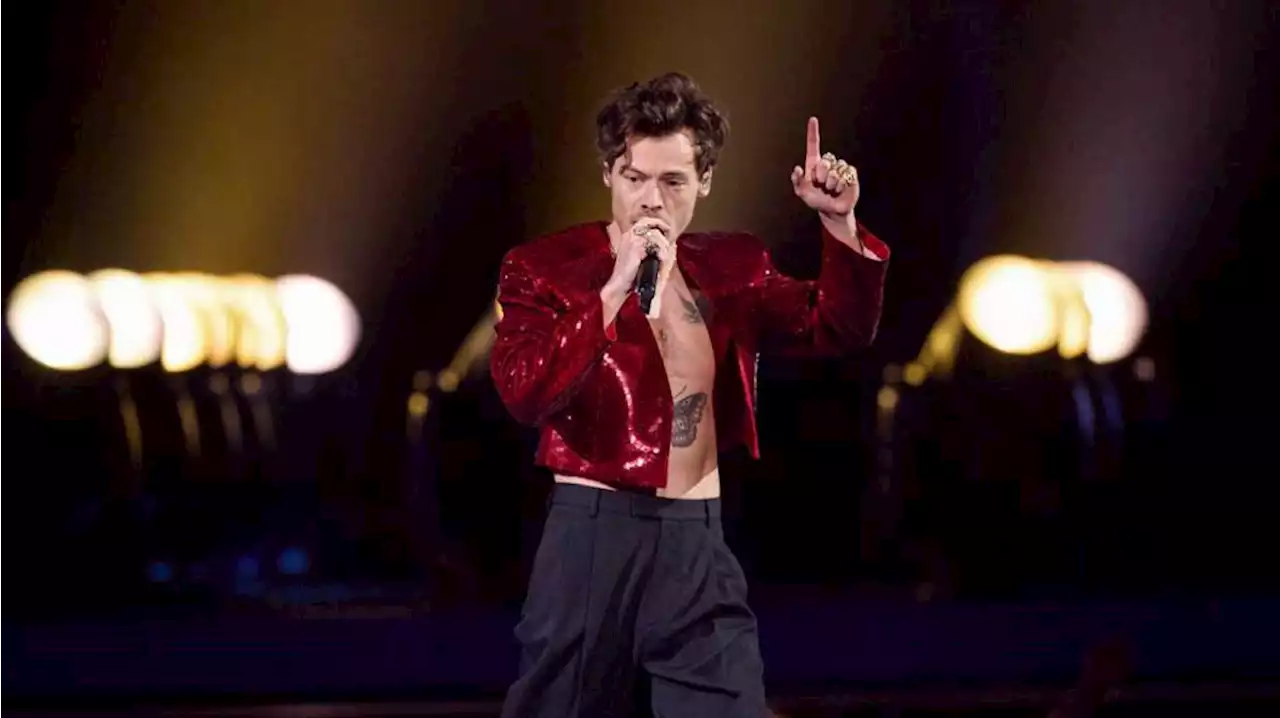 Harry Styles Edges Out Elton John & Coldplay to Dominate Midyear Boxscore Charts