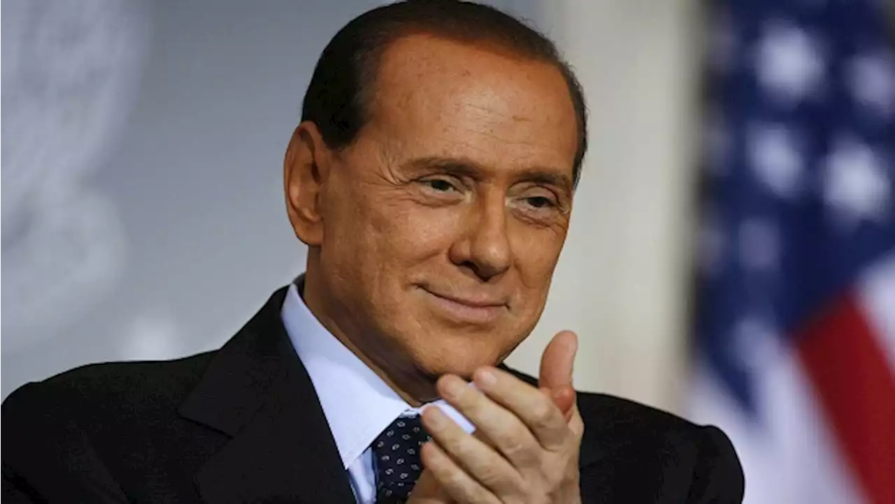 Muerte de Berlusconi: 'El mercado anticipa una reorganización o una venta parcial del imperio'