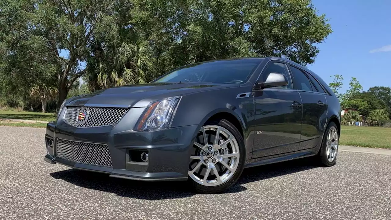 Would You Pay $89,000 For A 4k-Mile Cadillac CTS-V Wagon? | Carscoops