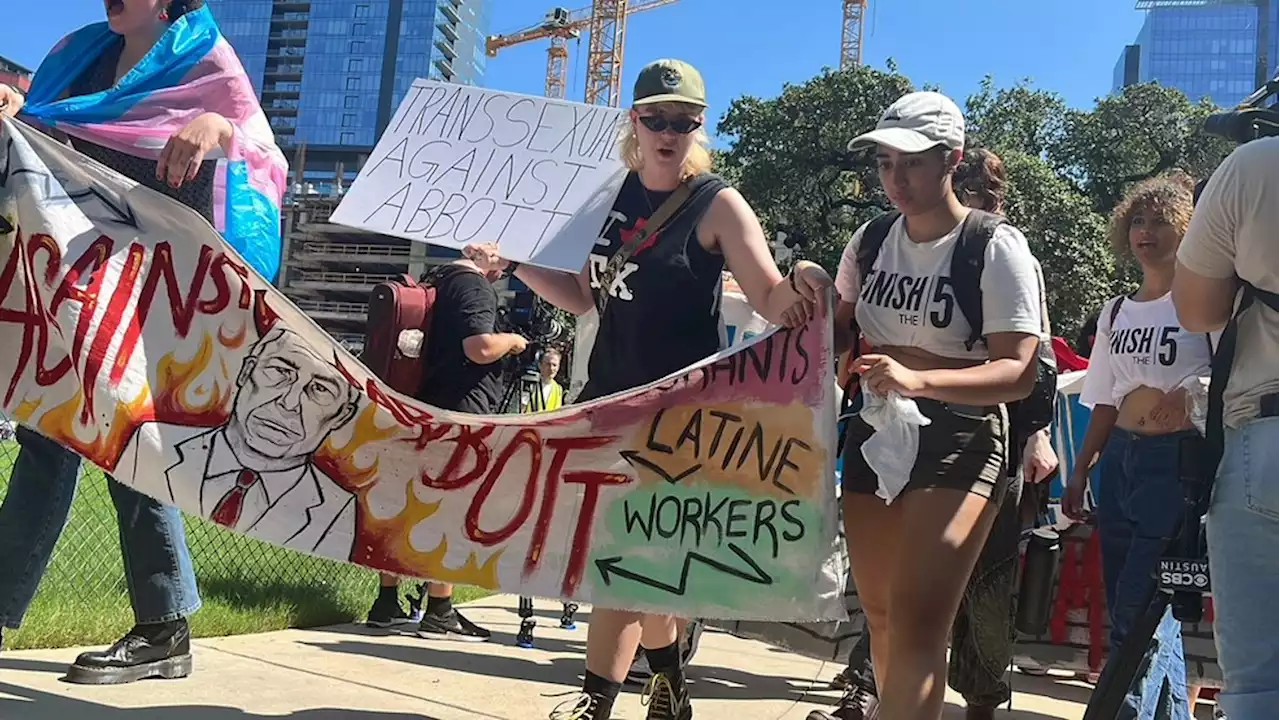 Progressive demonstrators march against Abbott, legislature's policies