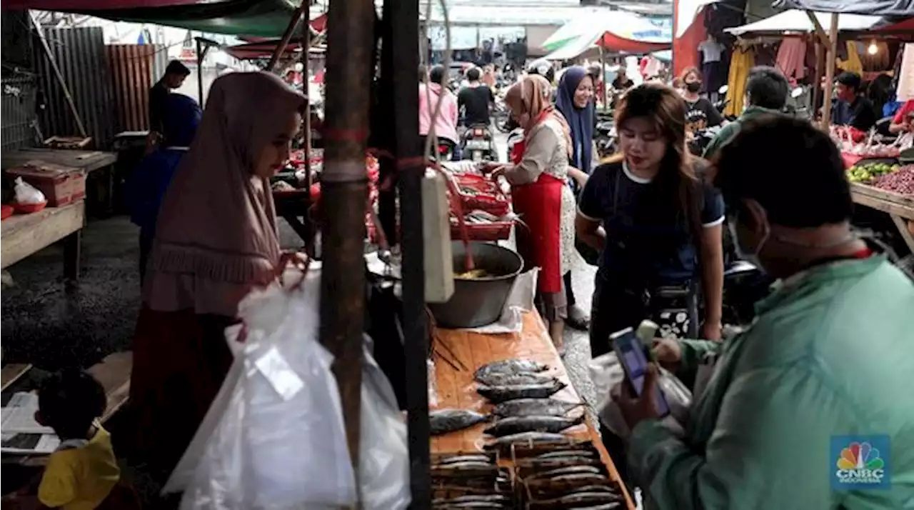 Hidup Makin Susah, Kini Cuma Bisa 'Makan Tabungan'