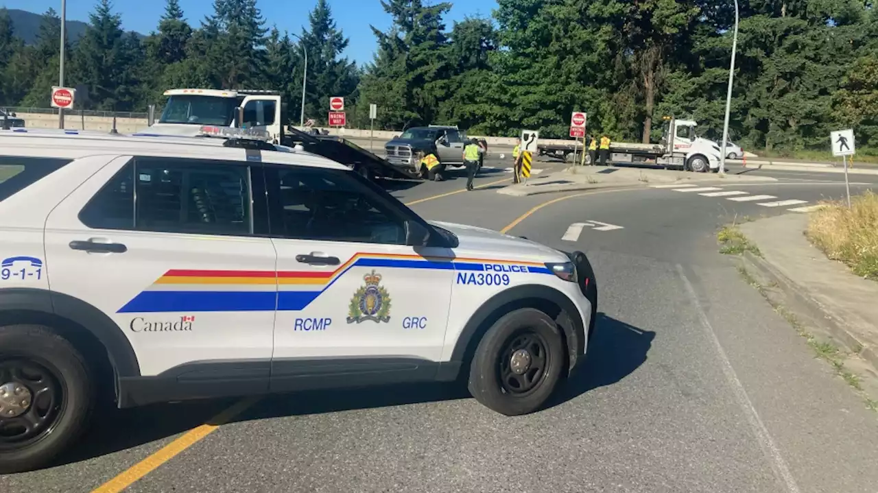 Motorcyclist dead after crash in Nanaimo