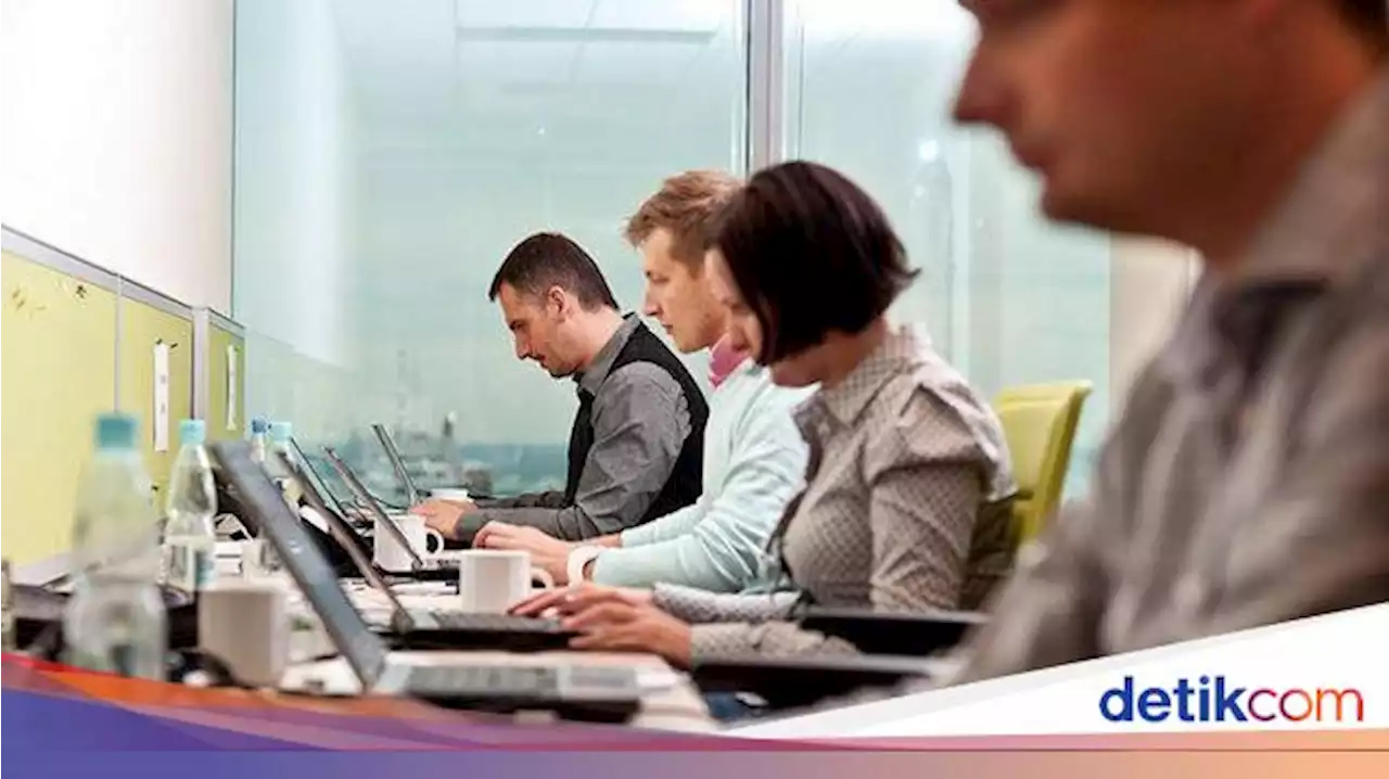 5 Tips Kembangkan Karir Kamu di Tengah Resesi Ekonomi