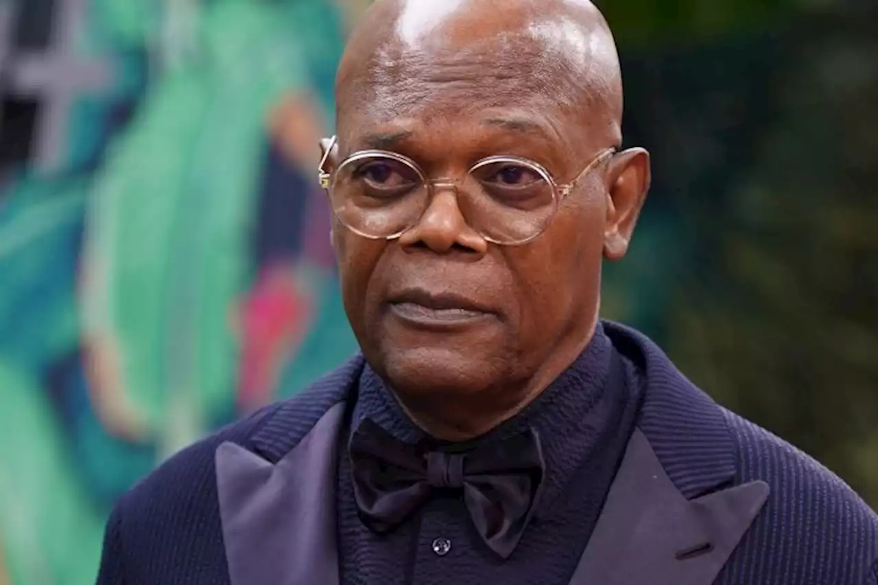 Samuel L. Jackson Sparks Internet Frenzy As He Looks Unimpressed After Losing Tony Award