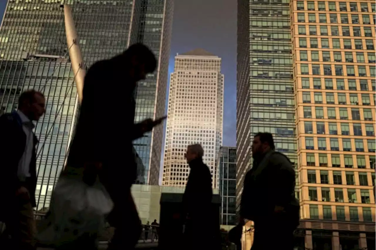 UK set to dodge recession, but big problems remain -CBI