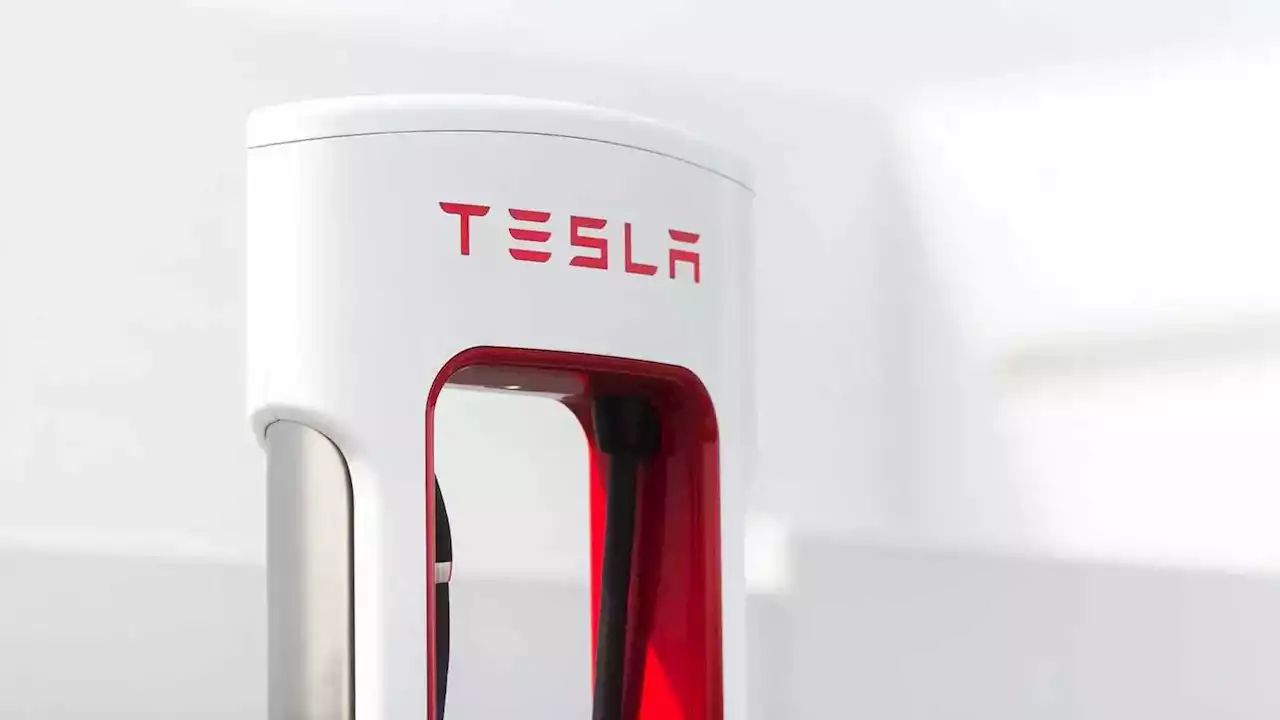 Tesla Supercharger Sets Sail: GM-Owned Pure Watercraft To Use NACS