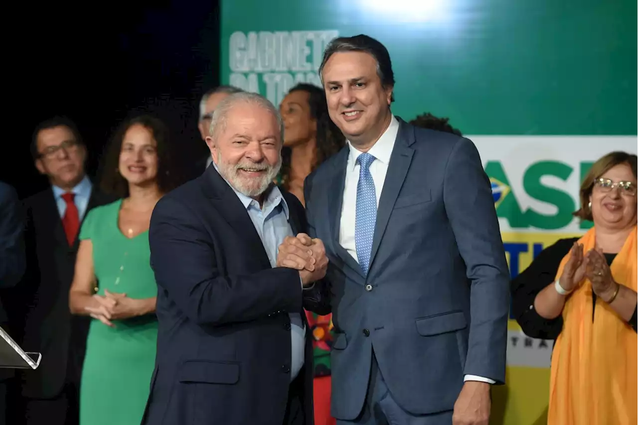 Lula lança programa de alfabetização com investimento de mais de R$ 2 bilhões