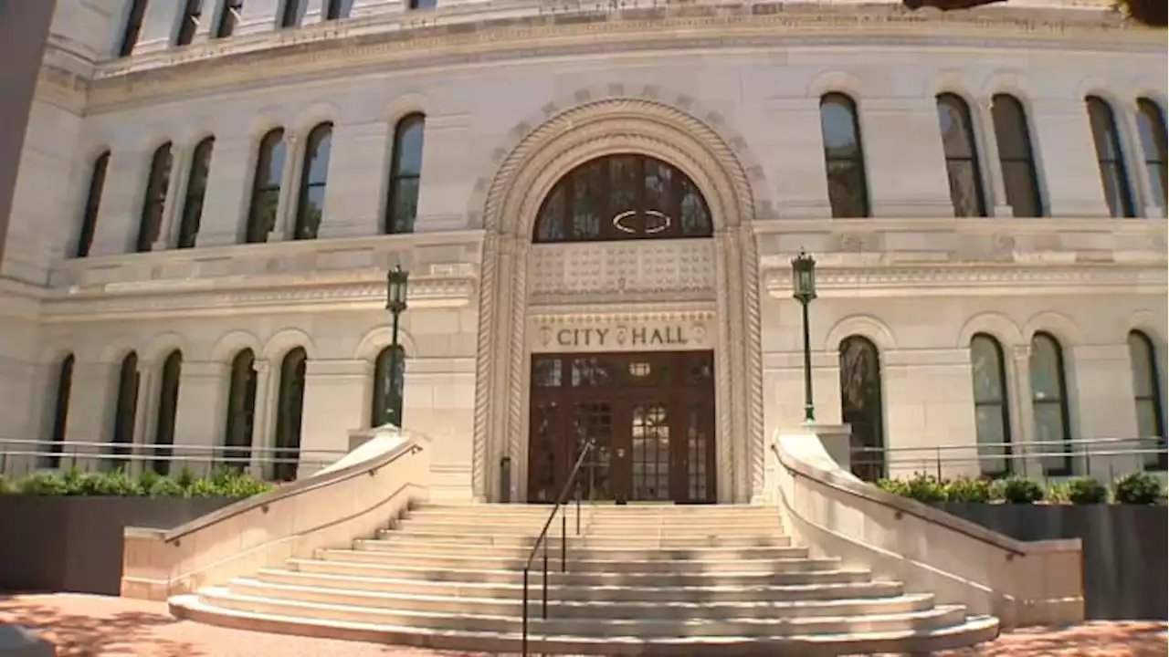 San Antonio City Hall to close Monday afternoon for active shooter training