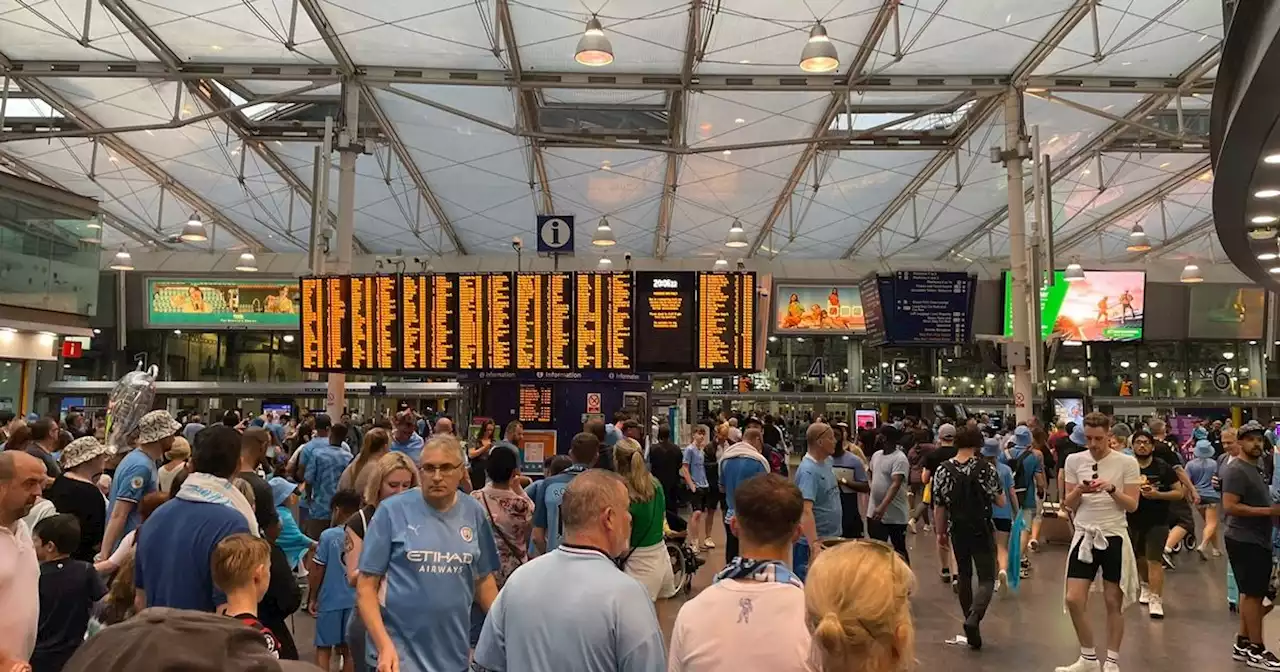 'Chaos' at 'extremely busy' Piccadilly with trains delayed due to weather