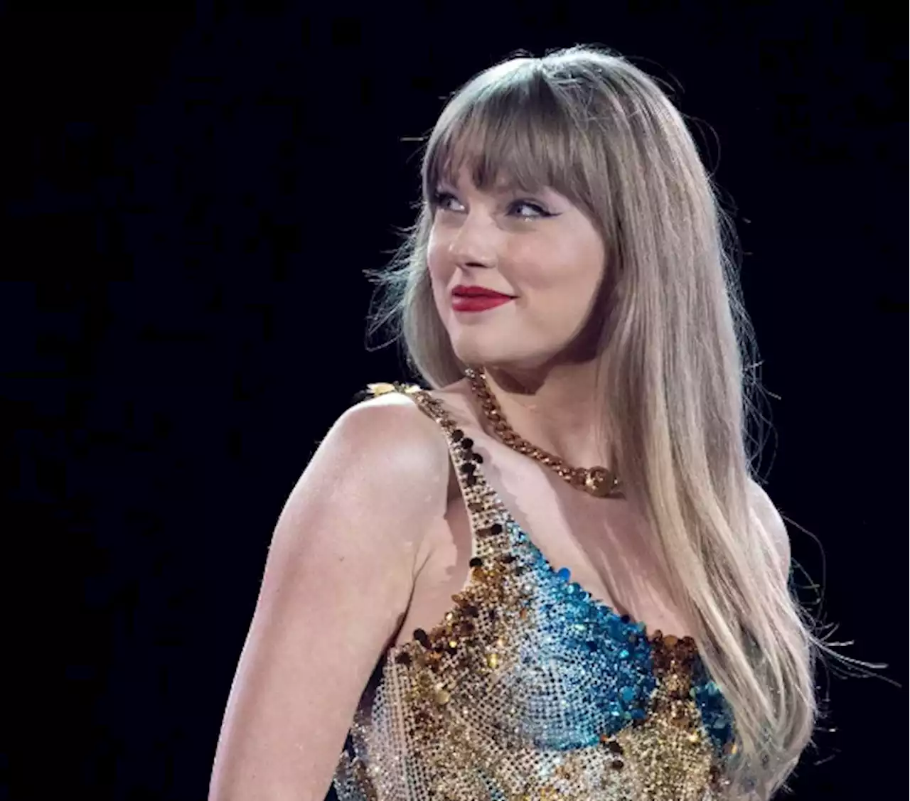 Prohibido tirar Simis en concierto de Taylor Swift: reglamento