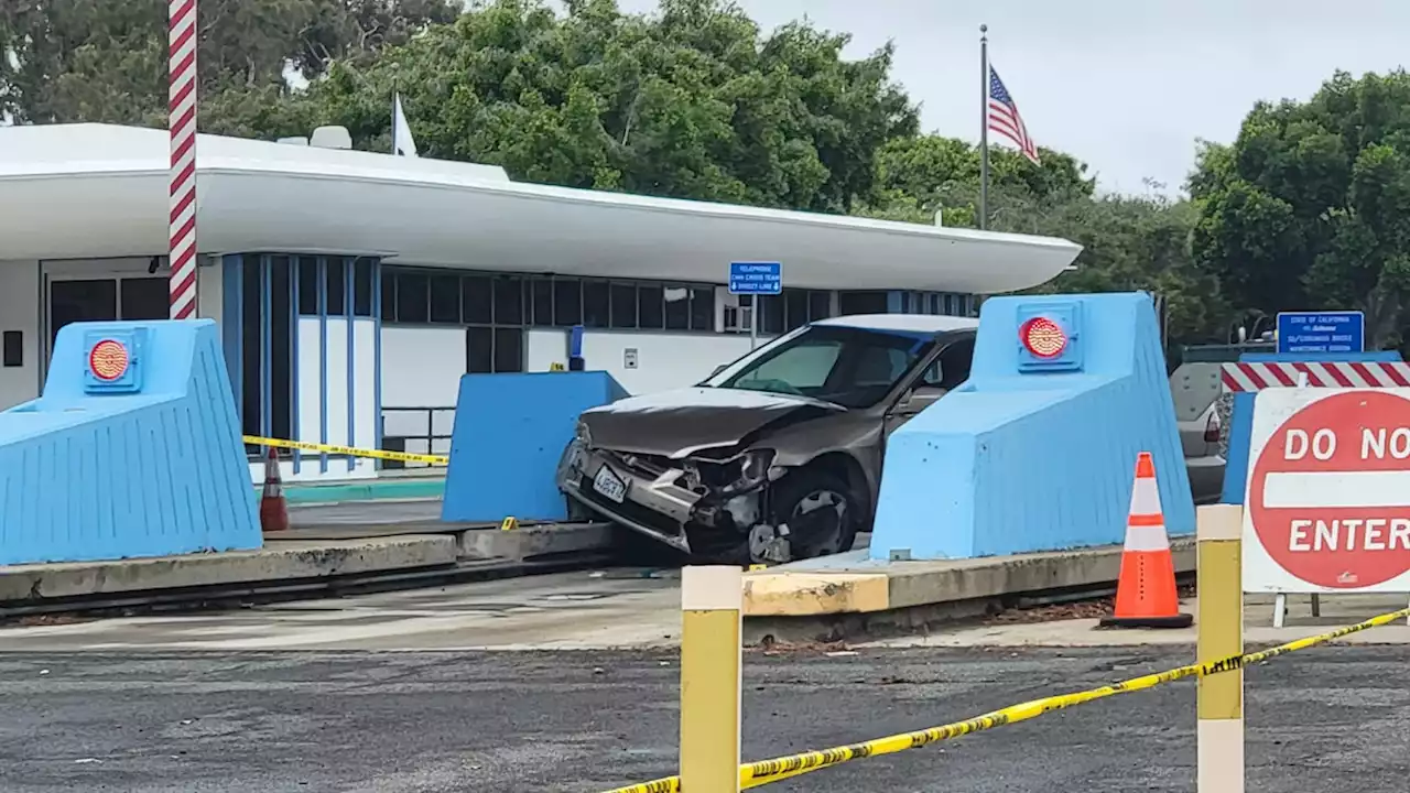 Man flies off car's hood trying to thwart carjacking in Coronado