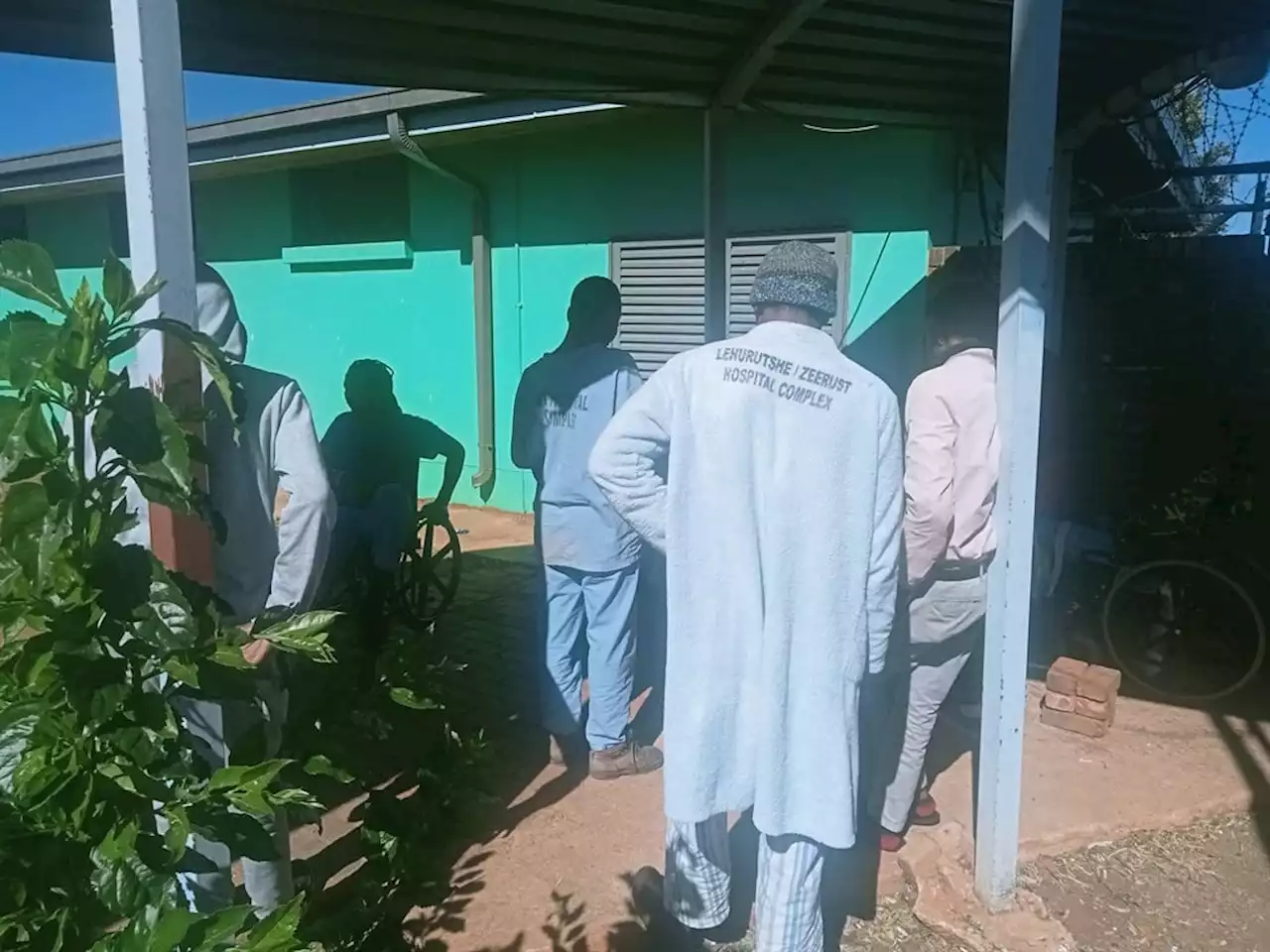 Dirty linen, lengthy waiting periods: Patients, staff at Mahikeng hospital have had enough | News24
