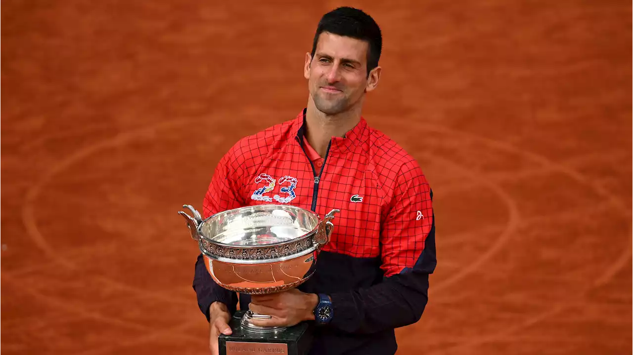 Djokovic derrota a Ruud para ganar su tercer Roland Garros y superar en 'grandes' a Rafa Nadal