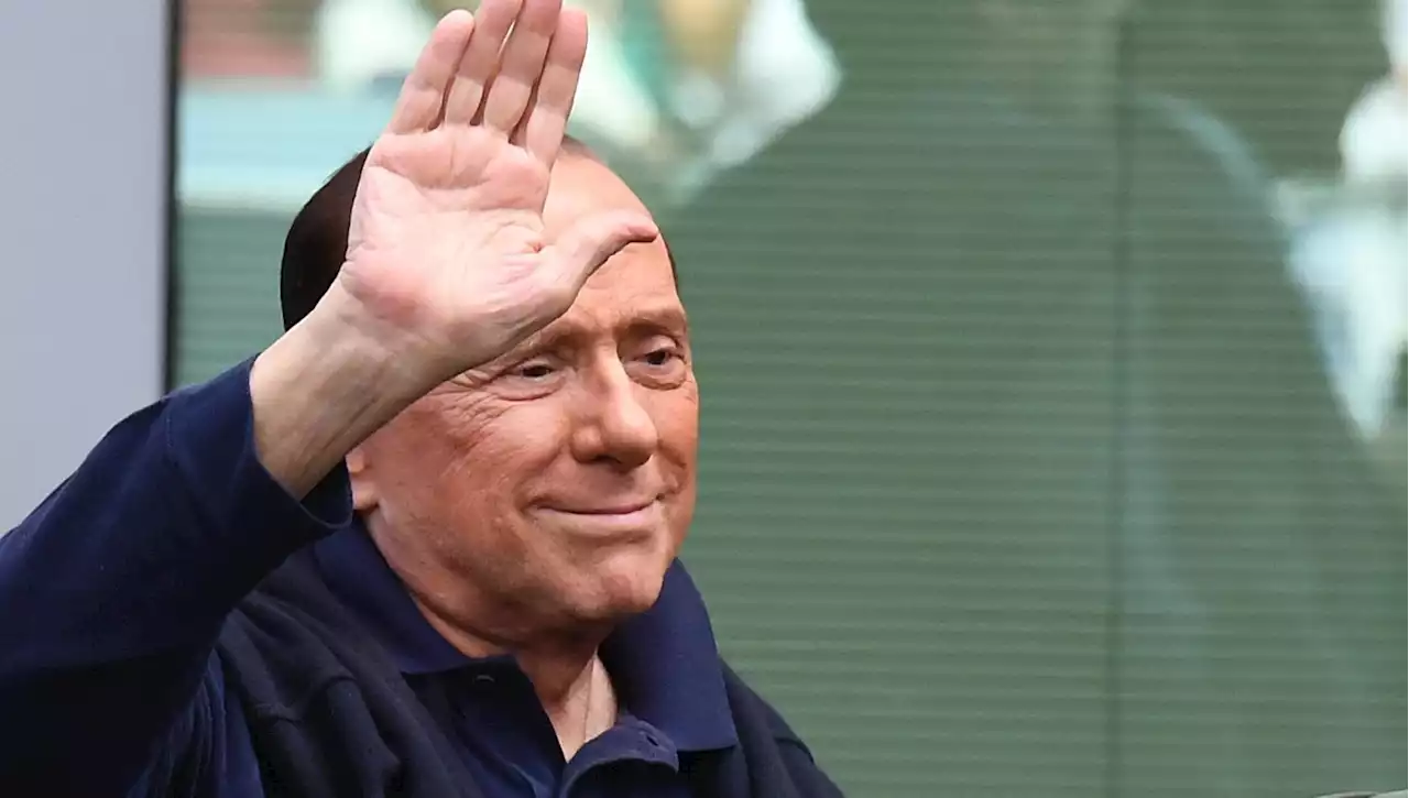 È morto Berlusconi, il leader arci-italiano che ha inventato il populismo