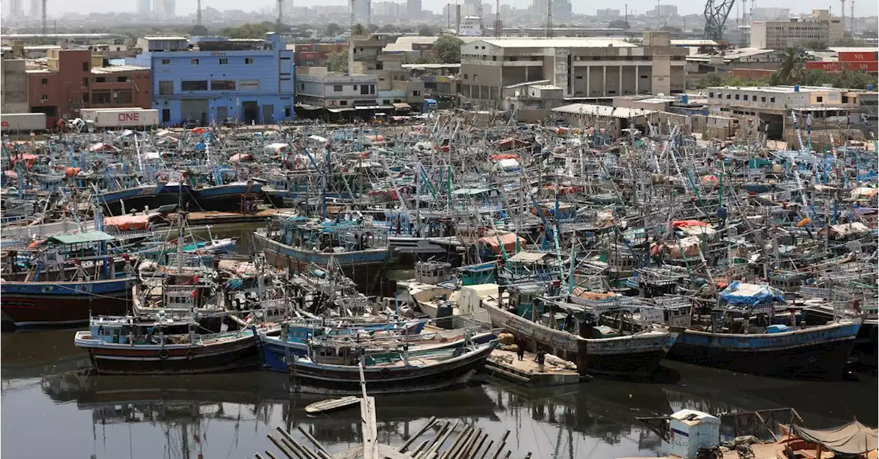 Severe cyclone likely to hit India's west coast, south Pakistan on Thursday