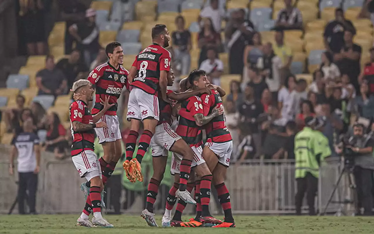 Jornalistas rasgam elogios a titular do Flamengo: ‘Um jogo melhor que o outro’