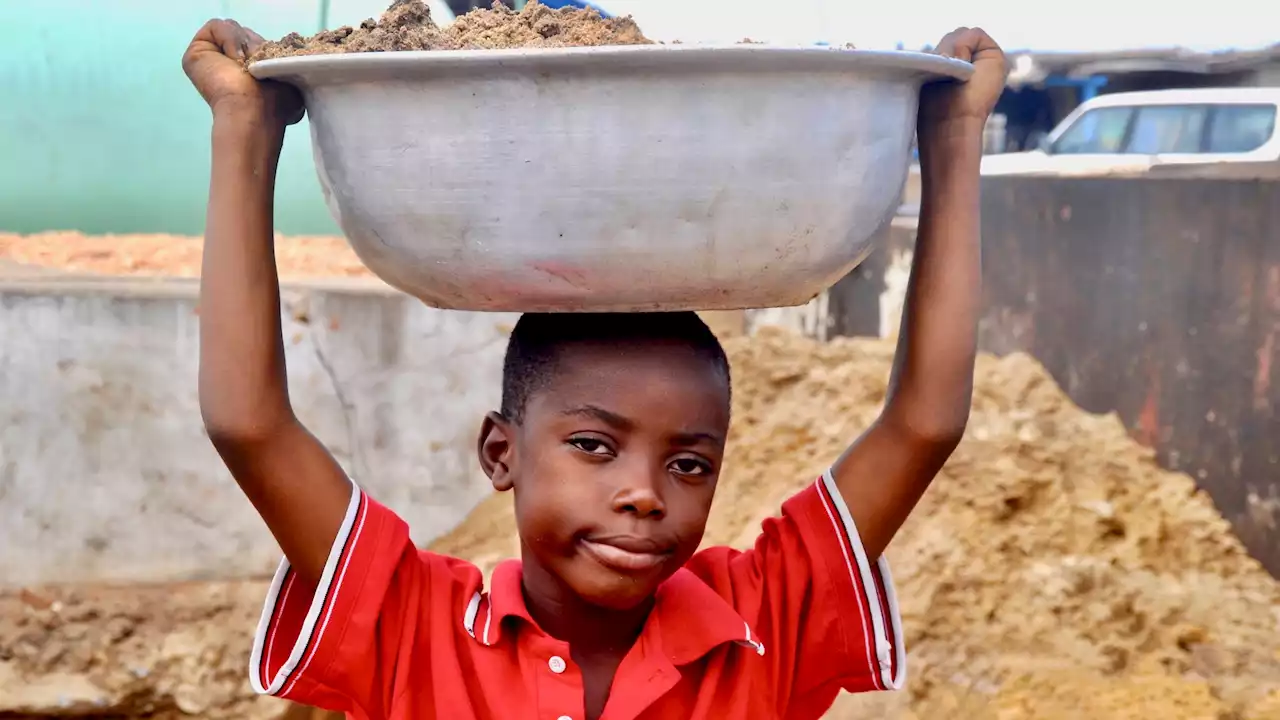 El trabajo infantil, la lacra detrás del café de Bolivia o el chocolate de Indonesia