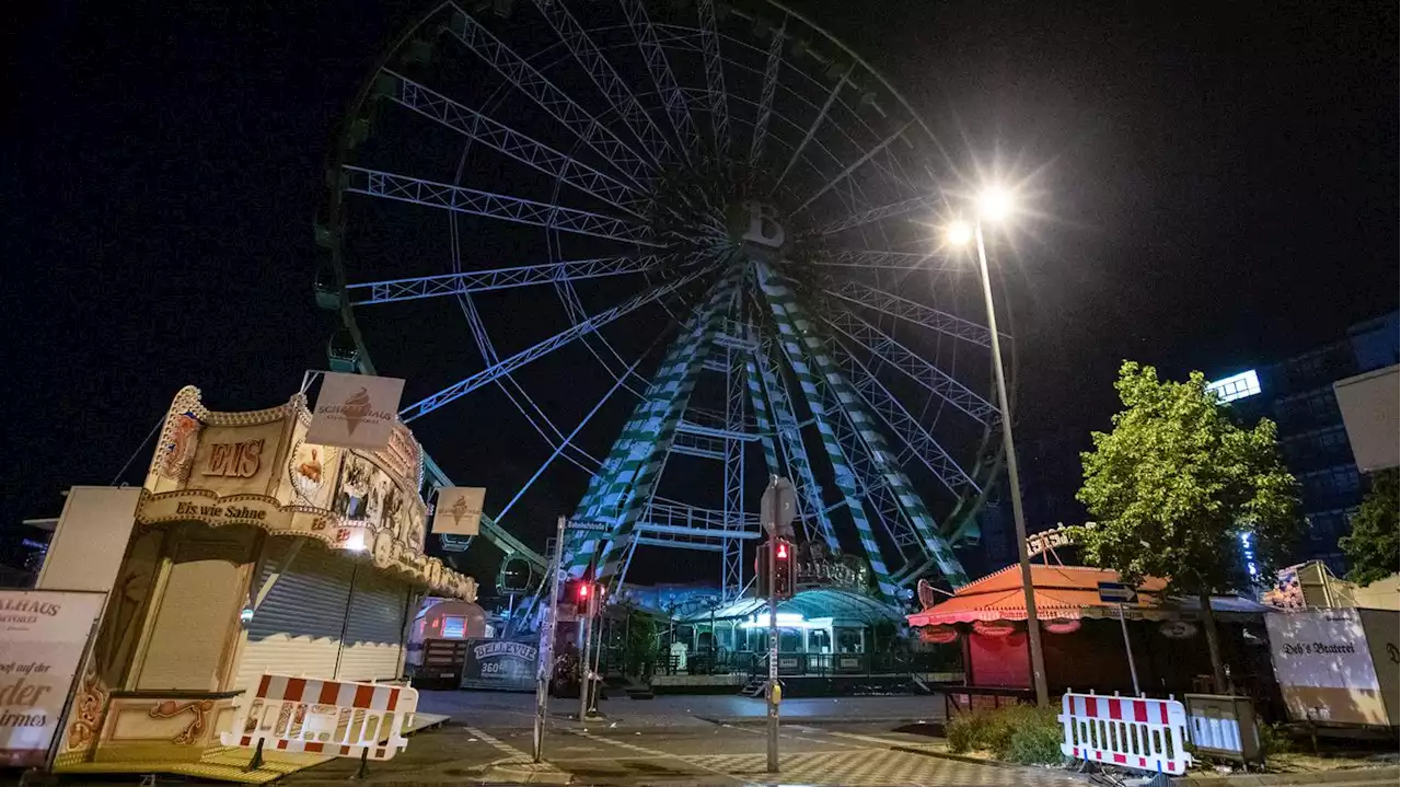 Tödlicher Unfall auf Jahrmarkt: 18-Jähriger stirbt auf Kirmes in Oberhausen